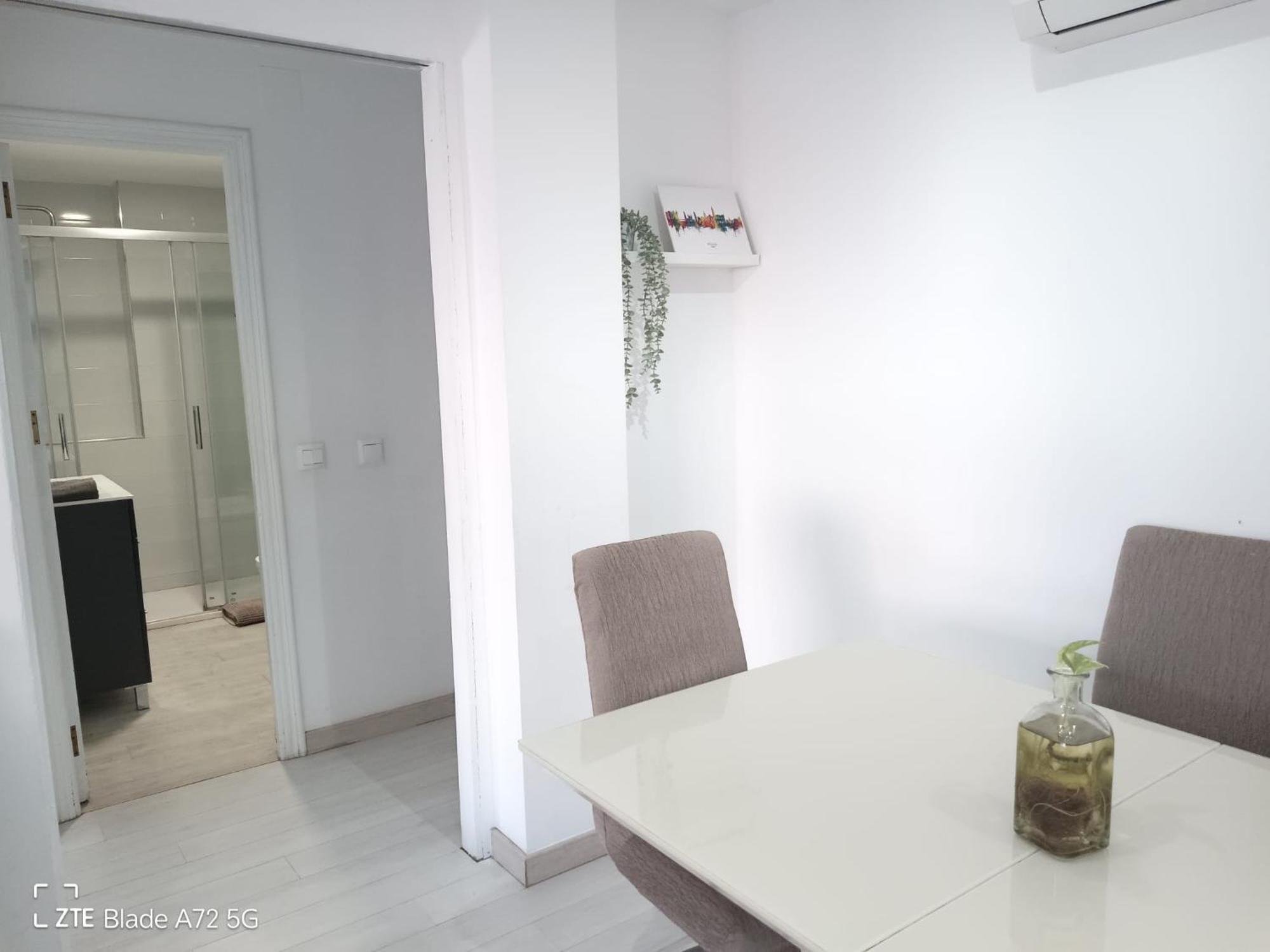 Piso Con Parkinprivado Y A10minutosdelaplayaandando Apartament