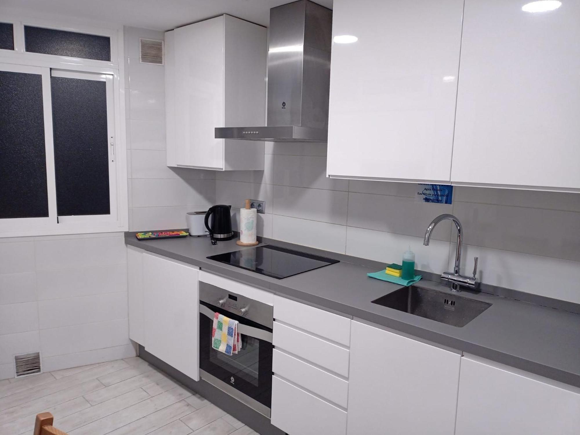 Piso Con Parkinprivado Y A10minutosdelaplayaandando Appartement Málaga