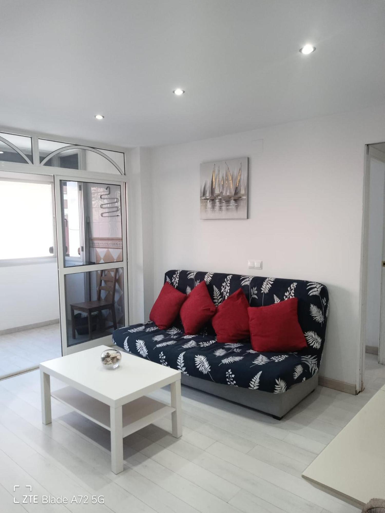 Piso Con Parkinprivado Y A10minutosdelaplayaandando Appartement Málaga